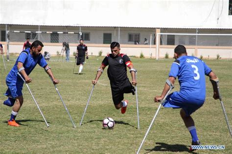 Feature: Gaza amputees challenge life by playing soccer - Xinhua ...