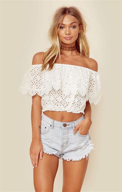 9 Trendy Off the Shoulder Tops That Are Perfect for Your Summer Outfit ...