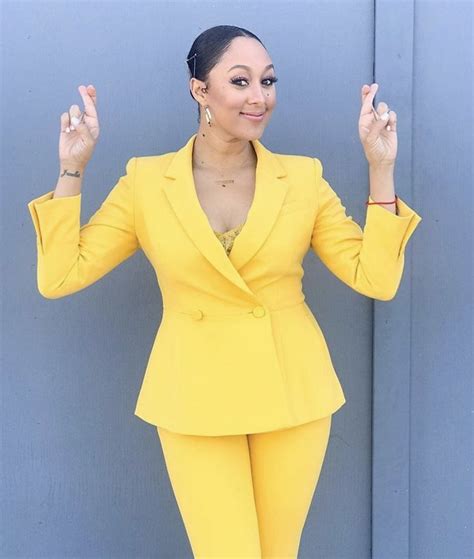 Tamera Mowry 🇧🇸🇺🇸 | Woman suit fashion, Work outfits women, Tamera mowry