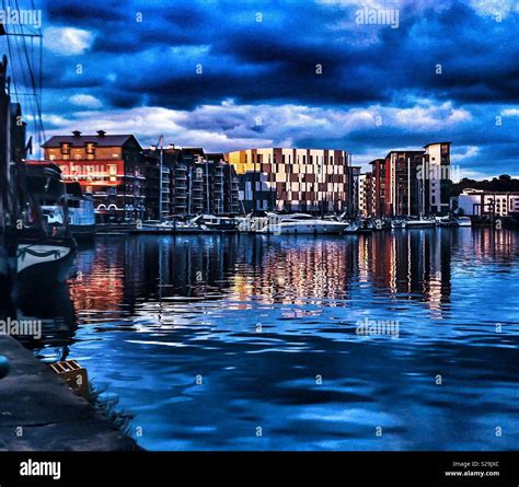 Ipswich Waterfront feeling chilled Stock Photo - Alamy