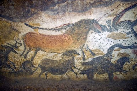10 prehistoric cave paintings
