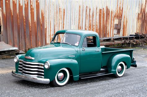 Lenny Giambalvo’s 1952 Chevy Truck is Built Around Family Values