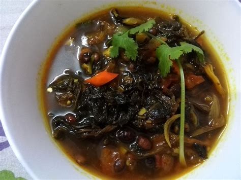 Gundruk ko Jhol (Gundruk Soup) - The Nepali Food Blog | theGundruk.com