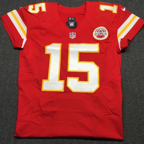 Chiefs - Patrick Mahomes signed authentic Chiefs jersey - size 40 | The ...