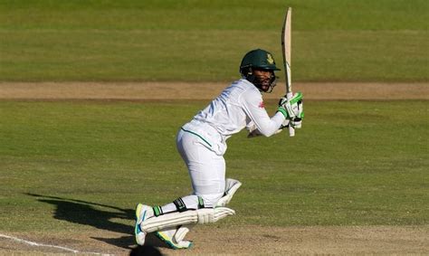 Bavuma stars on debut as South Africa rout Ireland