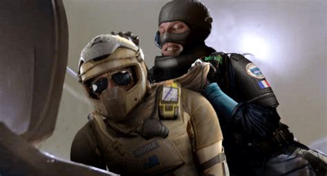 "Where's my drone, Mozzie?" : r/shittyrainbow6