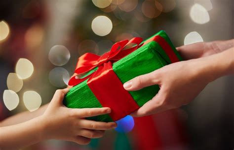 Gift-Giving – What’s Everything About? | Mail Order Shop