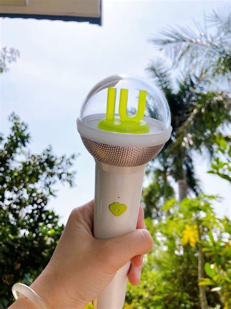 IU lightstick