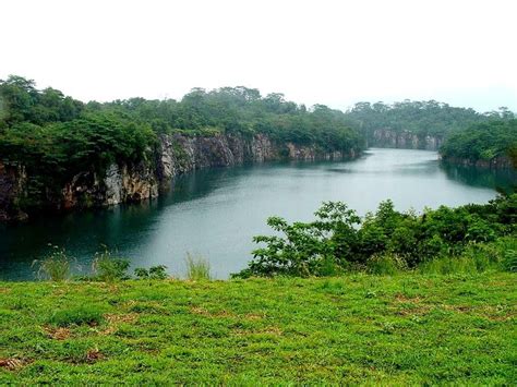 Old quarry lake on the island of Pulau Ubin, Singapore Best Places In Singapore, Singapore Expat ...