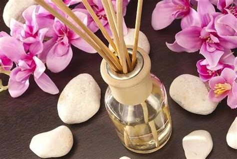 Room Fragrance - 10 Great Ways to Use Essential Oils