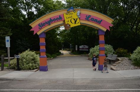 New pics: Storybook Land - Aberdeen SD