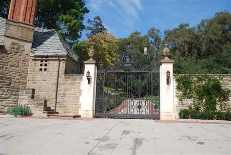 Greystone Mansion Paranormal | Beverly Hills Paranormal | PANICd ...