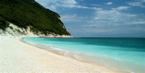 Beaches of Sirolo - Trovaspiagge