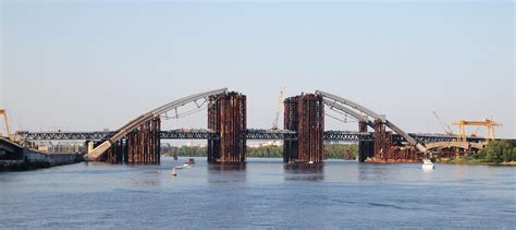 Podilsko-Voskresensky Bridge (Kiev, 2016) | Structurae