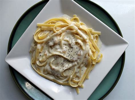 Easy Two-Cheese Mascarpone and Gorgonzola Pasta Aauce