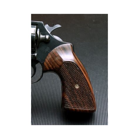 Colt Diamondback, Detective Spl. & post 66' Cobra Classic Rosewood Grips