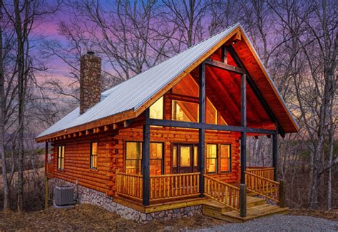 Bluebonnet Luxury Cabin - Hocking Hills Serenity Cabins - Hocking Hills, Ohio