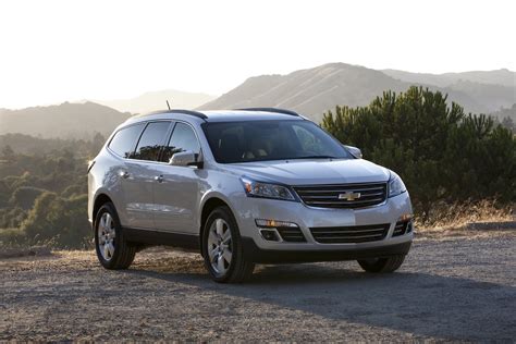 2017 Chevy Traverse Exterior Body Style | GM Authority