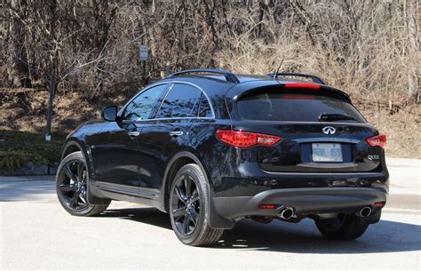 SUV Review: 2015 Infiniti QX70 Sport | Infiniti, Suv reviews, Infiniti fx35