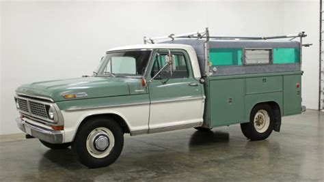 Skaug Bed Equipped: 1970 Ford F250 Camper Special | Barn Finds