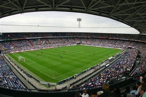 Onderhandelingen nieuwbouw De Kuip stukgelopen - AanbestedingsCafe