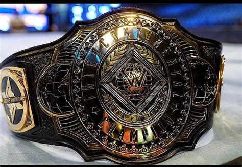 Le titre de champion Intercontinental de la WWE se refait une beauté