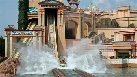 Journey To Atlantis Reopens At SeaWorld Orlando After Track Refresh