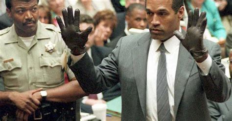 Details on infamous O.J. Simpson glove revealed in new documentary - CBS News