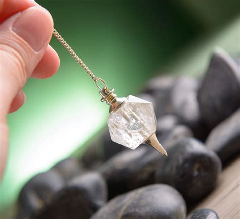 How To Use A Pendulum For Channeling Your Spirit Guides - Conscious Reminder