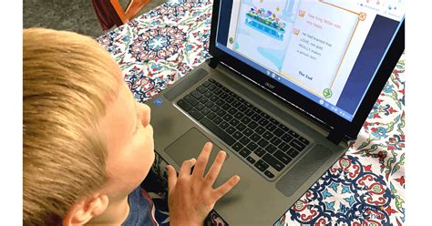 Starfall Review: My #1 Secret to Easily Make Learning Fun for Kids