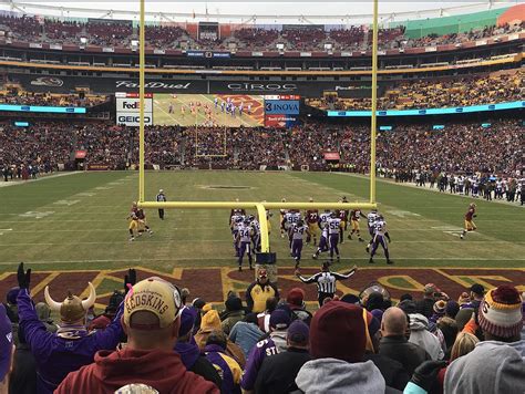 FedExField: A visitor guide for your Washington Commanders game ...