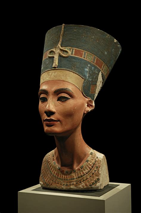 File:Nefertiti 30-01-2006.jpg - Wikipedia