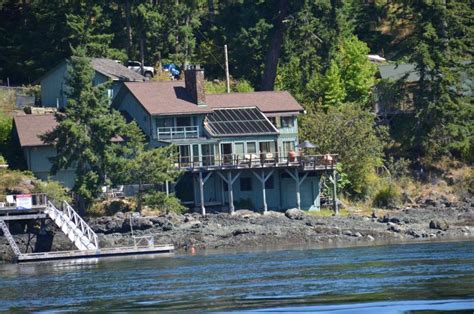 THE 10 BEST Quadra Island Vacation Rentals, Cabins (with Photos) | Tripadvisor - House Rentals ...