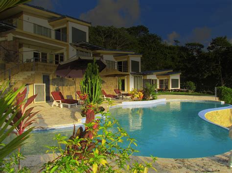 Luxury Villas in Costa Rica - Beach Villas for Rent