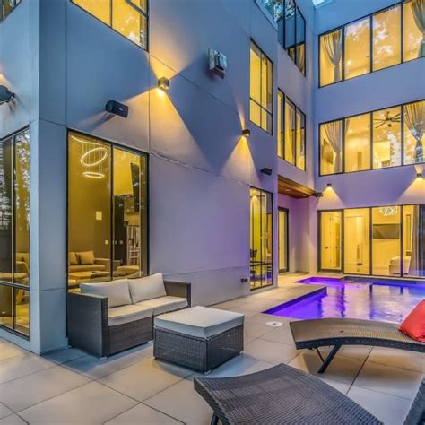 7 Exclusive Airbnb Atlanta Mansions with a Pool – Updated List for 2021 ...