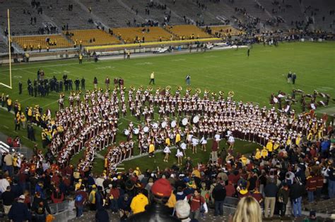 USC Trojan Marching Band 2011 | Marching band, Usc trojans, Dame game