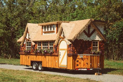 The Highland Home By Incredible Tiny Homes [ TINY HOUSE TOWN ]