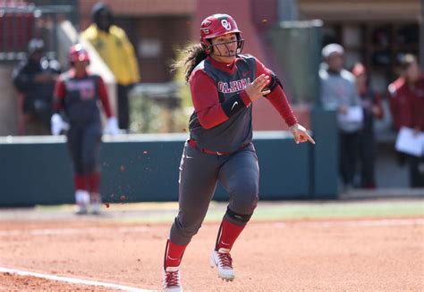 Oklahoma softball: Jocelyn Alo named National Player of Week | Sports | oudaily.com