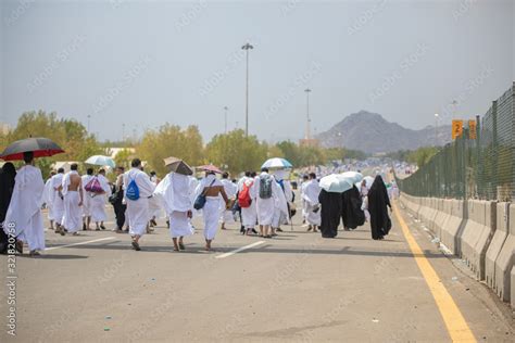 Hajj Pilgrims performing hajj in Mina Stock Photo | Adobe Stock