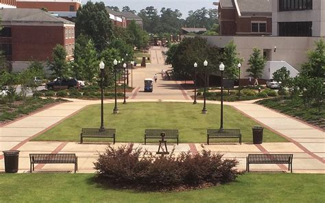 Auburn University, Auburn, Alabama - Victor Stanley Site Furniture