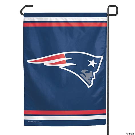 NFL® New England Patriots™ Yard Flag | Oriental Trading