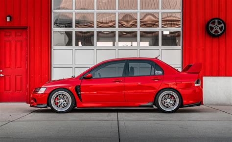 2006 Mitsubishi Evo IX MR: A Decade of Daydreaming