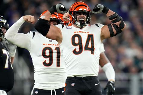 Bengals DE Sam Hubbard needed x-rays after loss to Browns