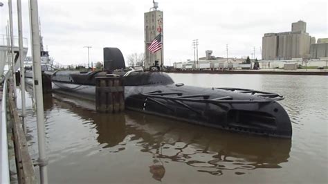 USS Cobia (SS-245) Submarine Wisconsin Maritime Museum Manitowoc, WI 11-30-16 - YouTube