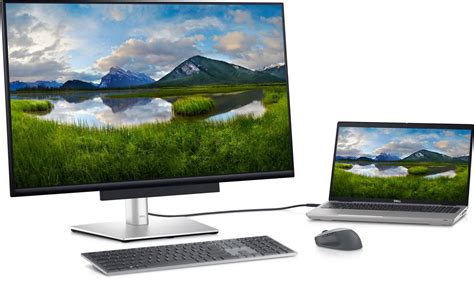 Dell Monitor 32'' P3223QE LED 3840x2160 - EU Supplies