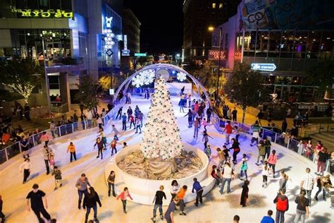 Holiday Attractions: Attractions in Phoenix