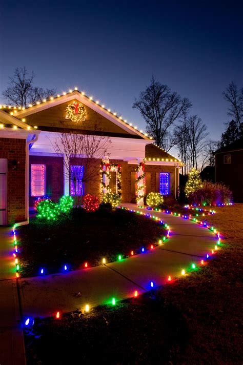 25+ Best Driveway Lighting Ideas and Designs For Your Outdoor (2022)