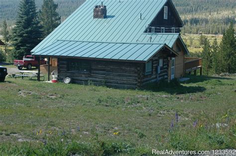 Your Yellowstone Park @ Lava Mountain Lodge, Dubois, Wyoming Hotels & Resorts | RealAdventures