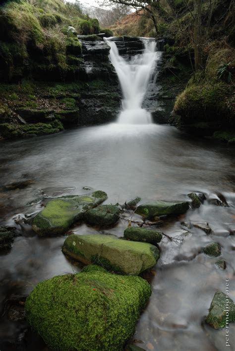 Peak District in the winter - waterfall - petermolnar.net