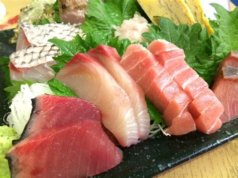 Sashimi is a method of eating fresh fish beautifully and delicious - YUNOMI